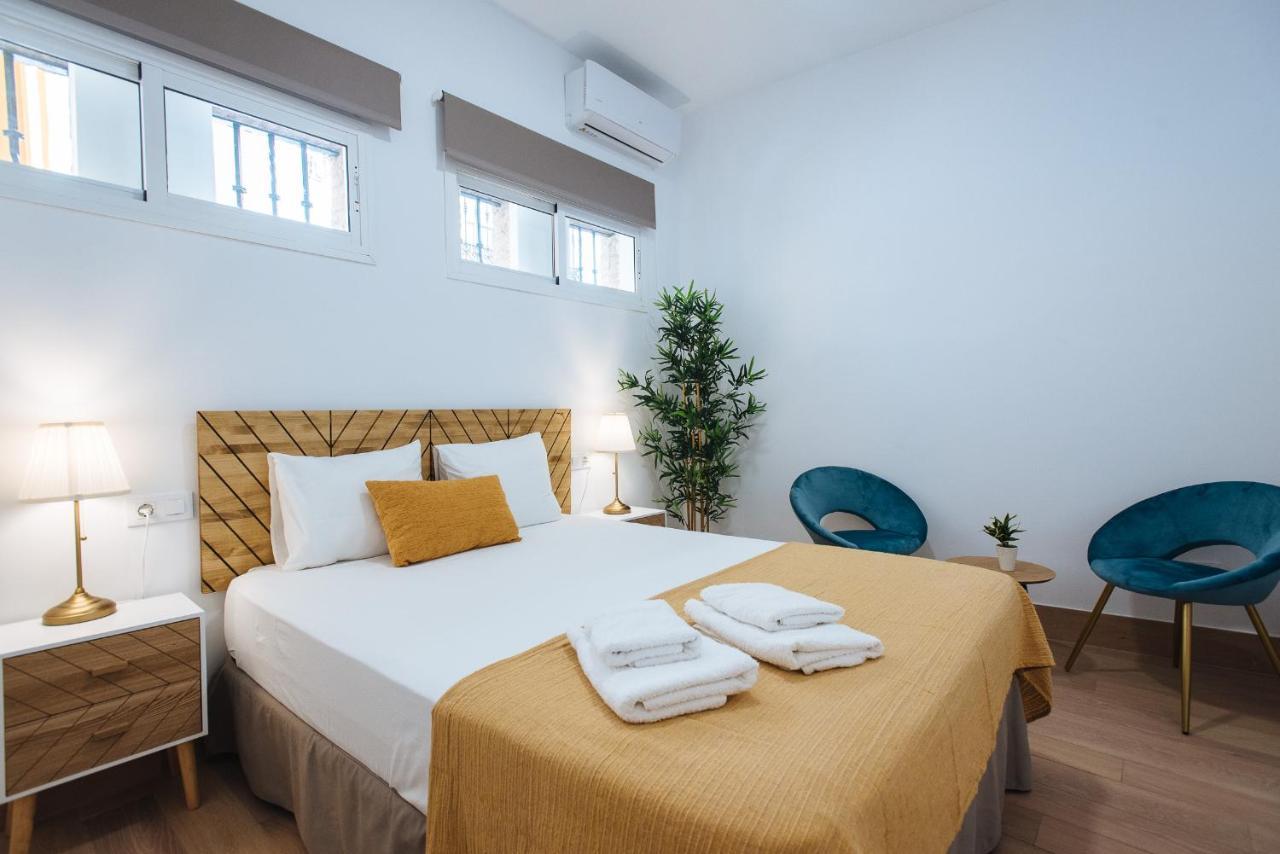 Hostly Rbh0 Modern Apartment セビリア エクステリア 写真